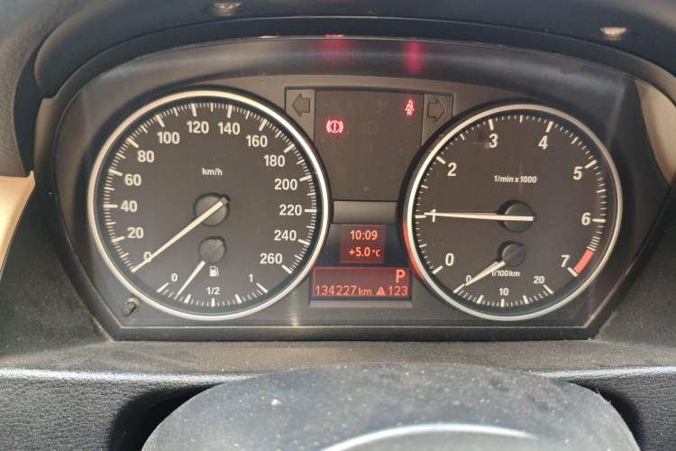 Used BMW X1 2010 sDrive18i Luxury Model