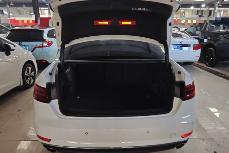 Used Audi A4L 2018 30th Anniversary Edition 40 TFSI Trendy Model