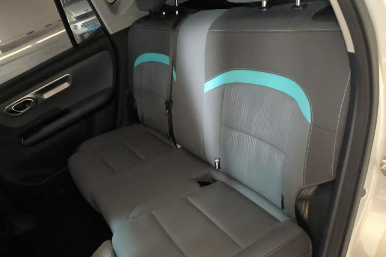 Used AION Y 2023 Younger