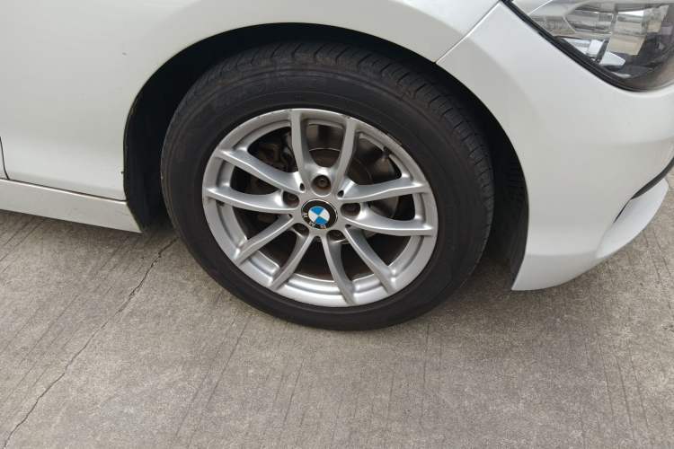 Used BMW 1 Series 2018 118i Leading Model Right Front Wheel Hub