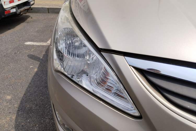 Used Hyundai Verna (older generation) 2010 Sedan 1.4L Manual Comfort GS