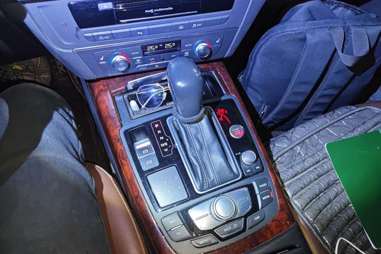 Used Audi A6L 2018 30th Anniversary Edition 35 TFSI Sport Edition
