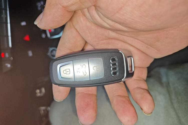 Used Audi Q4 e-tron 2023 40 e-tron Creation Edition Midnight
