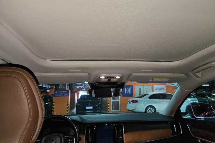 Used Volvo S90 2019 T5 Zhiyi Edition
