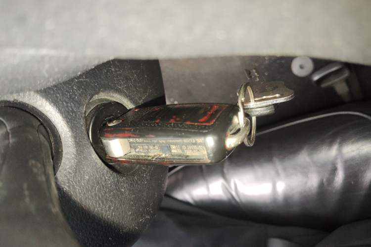 Used Volkswagen Sagitar 2012 1.4TSI Automatic Luxury Edition
