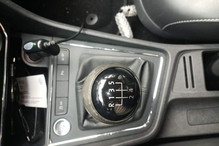 Used Volkswagen Lavida 2017 1.6L Manual Comfort Edition