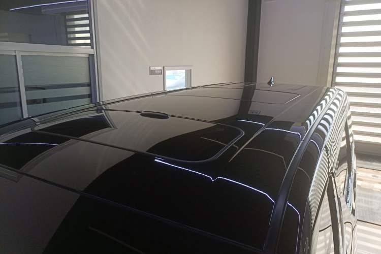 Used Toyota Vellfire 2023 Crown Dual-Engine 2.5L HV Prestige Edition
