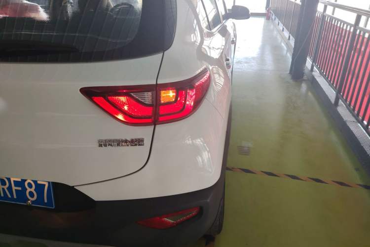 Used Kia kx1 Stonic 2019 1.4L Automatic Fun Edition China V Standard