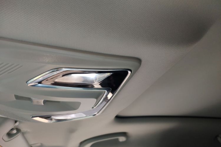 Used CHANGAN Eado DD 2023 Blue Whale NE 1.5T GDI DCT Navigation Model Headliner