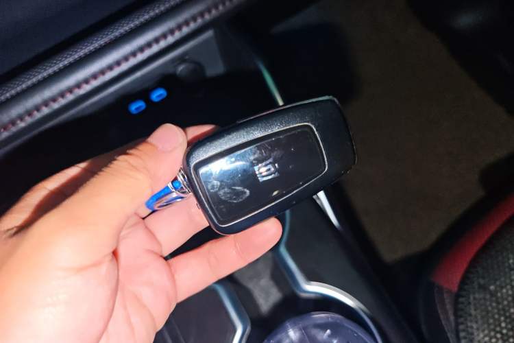 Used Toyota Crown Kluger 2021 2.5L HEV Four-Wheel Drive Flagship Edition Vehicle Key