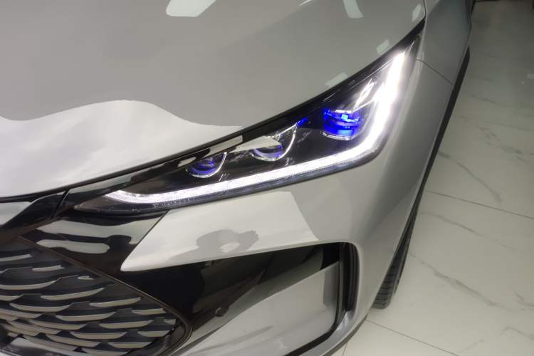 Used BYD Tang New Energy 2025 DM-i 115KM Prestige Model