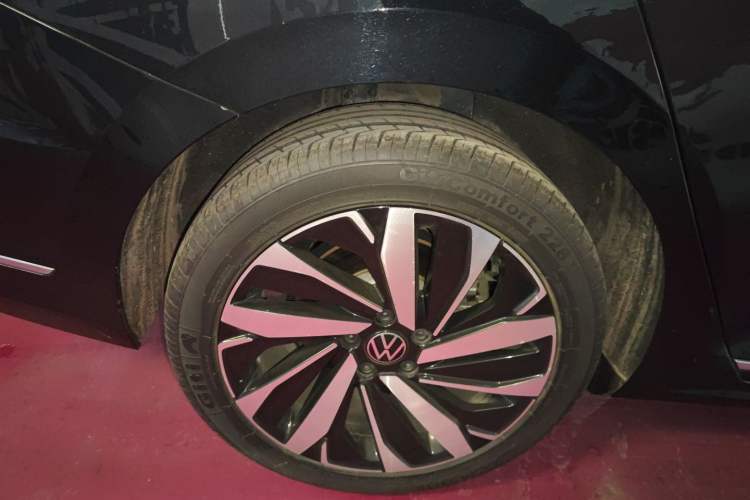 Used Volkswagen Passat 2022 330TSI Elite Edition Custom Version