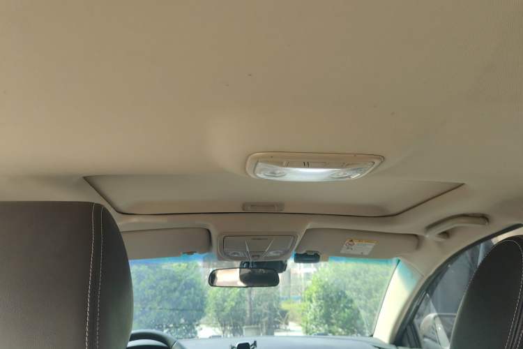 Used Geely Auto Emgrand 2017 Sedan Million Edition 1.5L Manual - Upward Version
