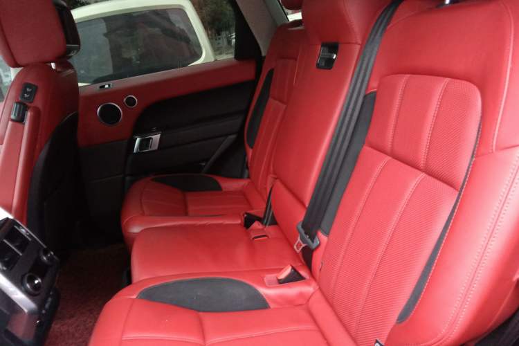 Used Land Rover Range Rover Sport 2021 3.0 L6 YAO Black Edition