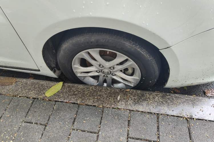 Used CHANGAN Raeton 2014 1.8T Automatic Elite Anniversary Edition China IV Standard