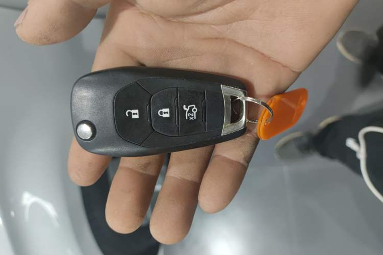 Used Chevrolet Cruze 2016 1.5L Automatic Stylish Sunroof Version Vehicle Key