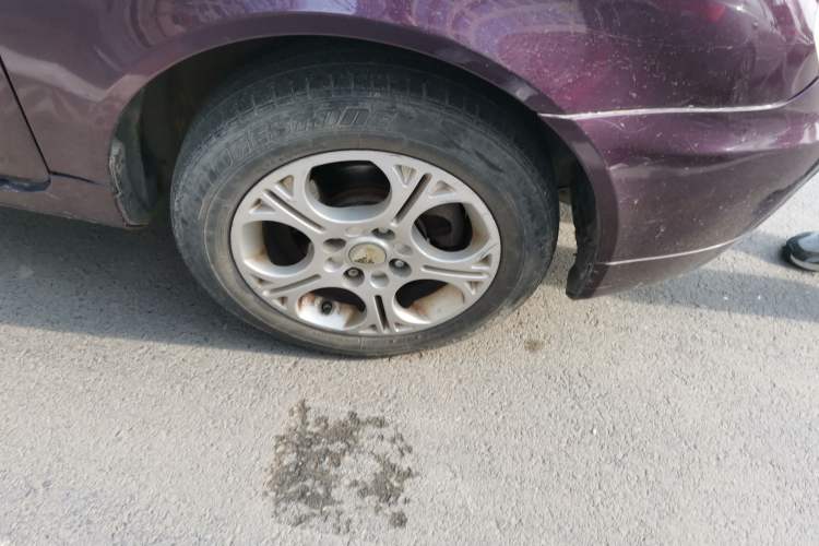 Used Lotus L3 2009 1.6L Manual Fashion Model Right Front Wheel Hub