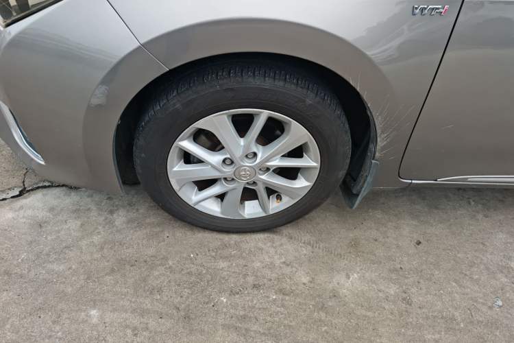 Used Toyota Corolla 2014 1.8L Manual GLX-i
