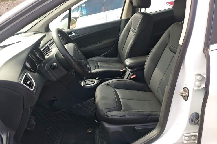 Used Peugeot 308 2014 Enjoy Edition Classic 1.6L Automatic Premium Model
