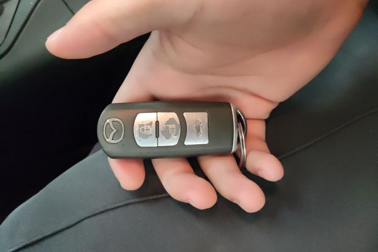 Used Mazda Mazda 3 Axela 2014 Sedan 1.5L Automatic Comfort Model