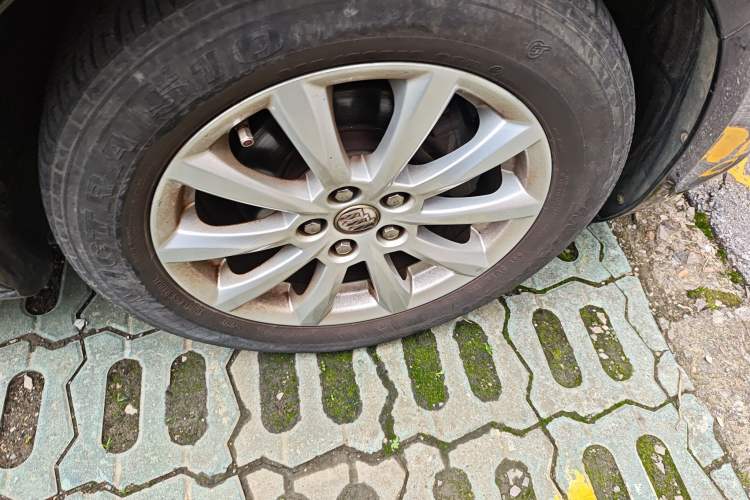 Used Buick GT 2013 GT 1.6L Manual Entry-Level Model