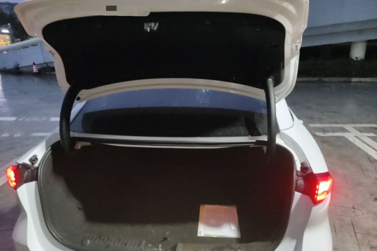 Used Geely Galaxy L6 2024 125km PLUS Dragon Edition