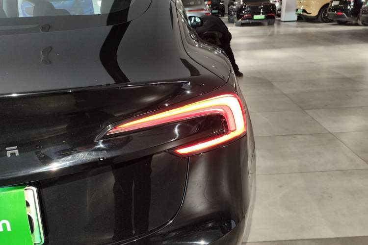 Used Tesla Model 3 2023 Rear-Wheel-Drive Version