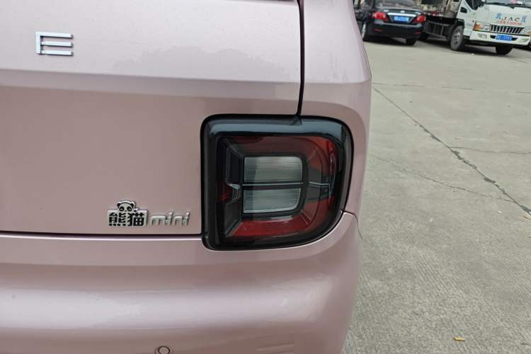 Used Geely Galaxy Panda 2024 Panda Mini 200km Endurance Bear