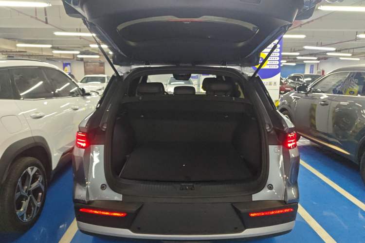 Used BYD Song Pro New Energy 2025 2nd Generation Intelligent Driving Version DM-i 75KM Leading Edition
