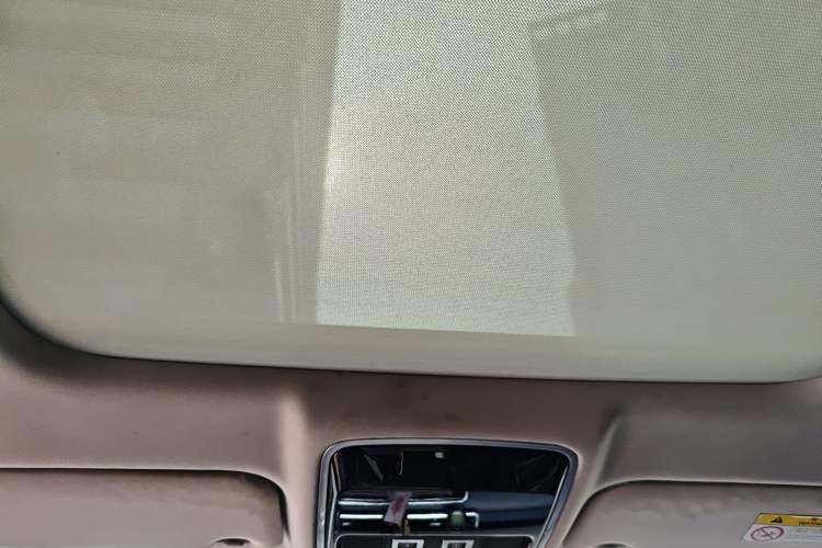 Used Land Rover Range Velar 2018 P250 S
