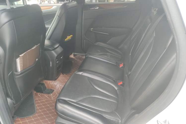 Used Lincoln MKC 2014 2.0T Two-Wheel-Drive Luxury Edition