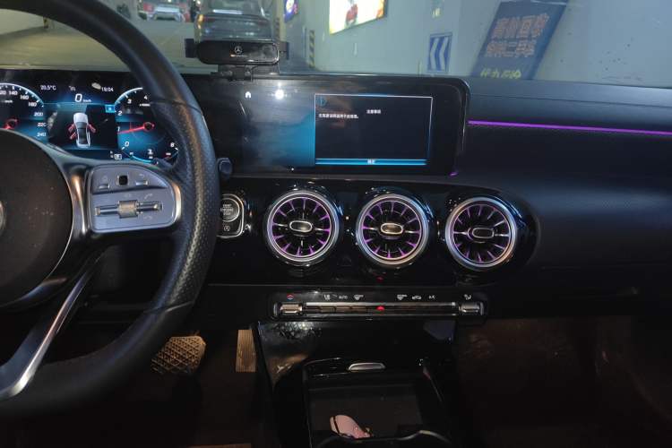 Used Mercedes-Benz A-Class 2021 A 200 L Sport Sedan Fashion Model Audio And AC Panel