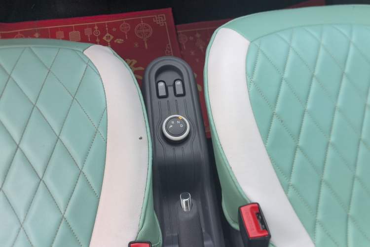 Used Wuling Hongguang MINIEV 2021 Macaron Fashion Model Lithium Iron Phosphate