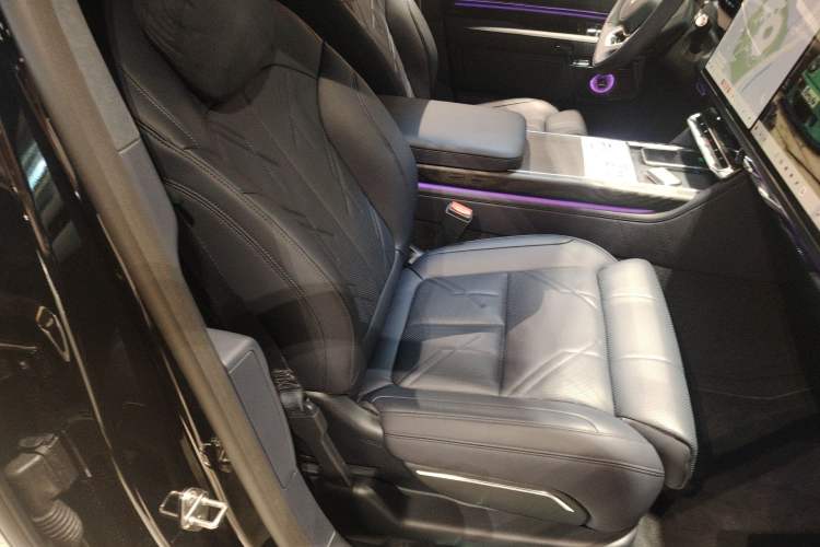 Used Zeekr 9X 2025 Max Edition Right Front Seat