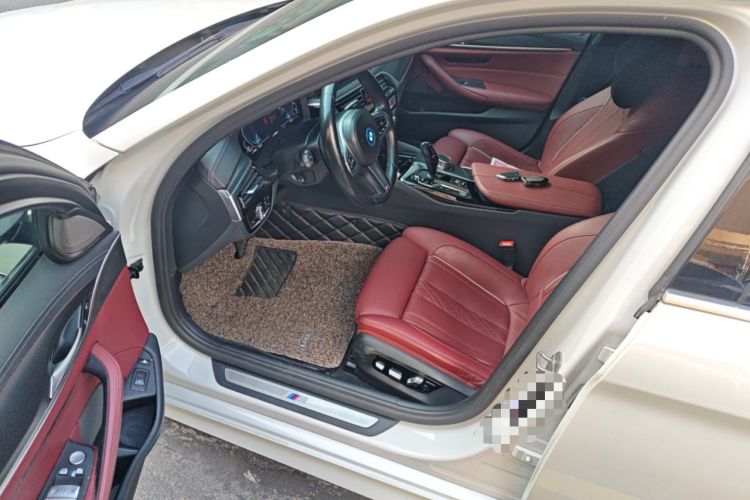 Used BMW 5 Series New Energy 2022 535Le Pioneer Edition M Sport Package
