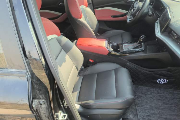 Used MG 5 2021 180 DVVT CVT Youth Luxury Edition
