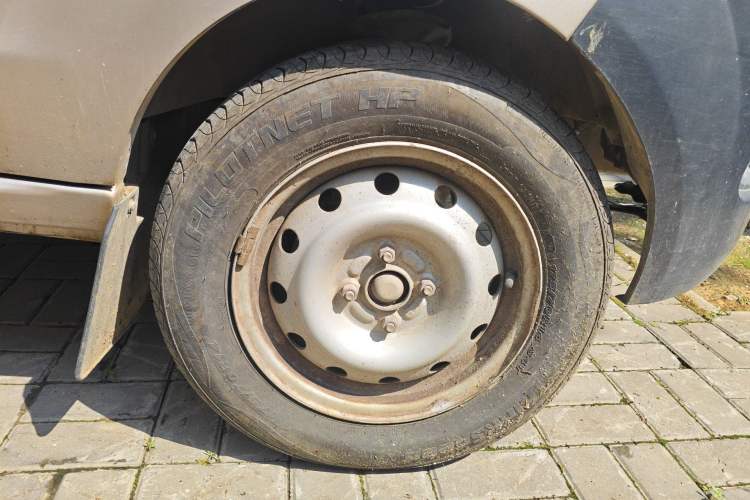 Used Jinbei Hiace X30 2020 1.5L Van Super-Enjoyment Model China VI Standard SWC15M Right Front Wheel Hub