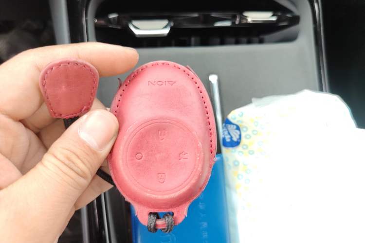 Used AION V 2024 Aion Tyrannosaurus 650 LiDAR Edition Vehicle Key