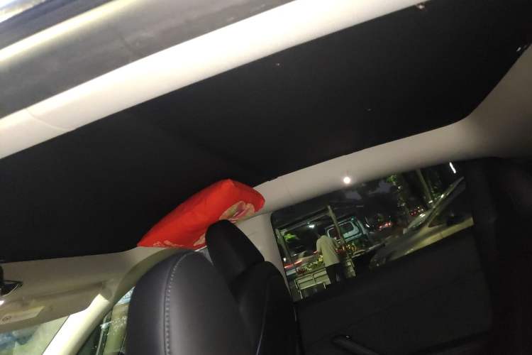 Used Tesla Model Y 2023 Long-Range All-Wheel-Drive Version