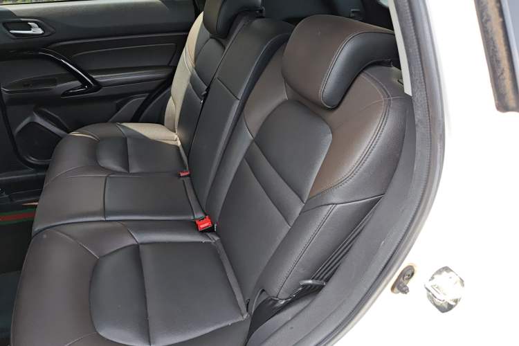 Used GAC Trumpchi GS4 2017 200T G-DCT Two-Wheel Drive Elite Edition
