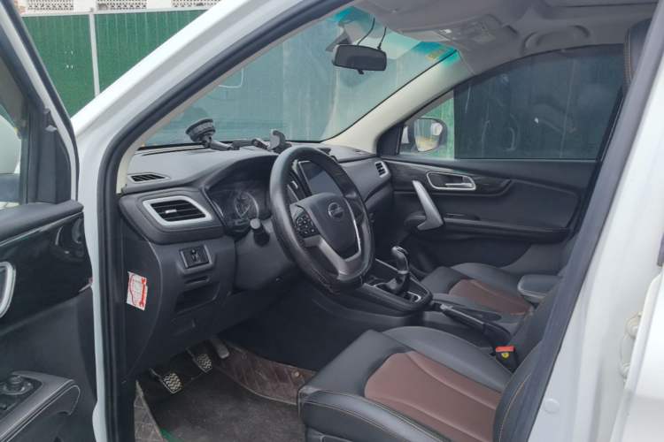 Used SWM X7 2020 2.0L Manual Comfort Version 7 Seats
