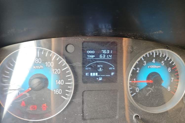 Used Jinbei Gold Hiace 2024 2.0L Travel Lion 5/6/7-Seater Central Air Conditioning