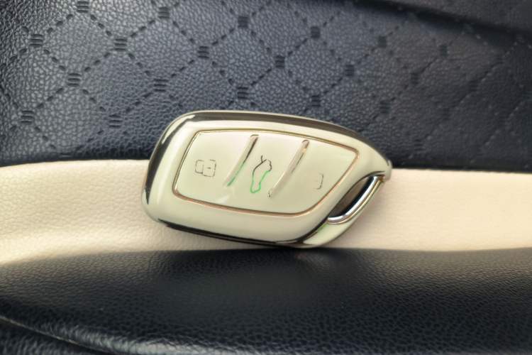 Used Roewe Clever 2022 311km QiQi BoBo Edition Interior 1