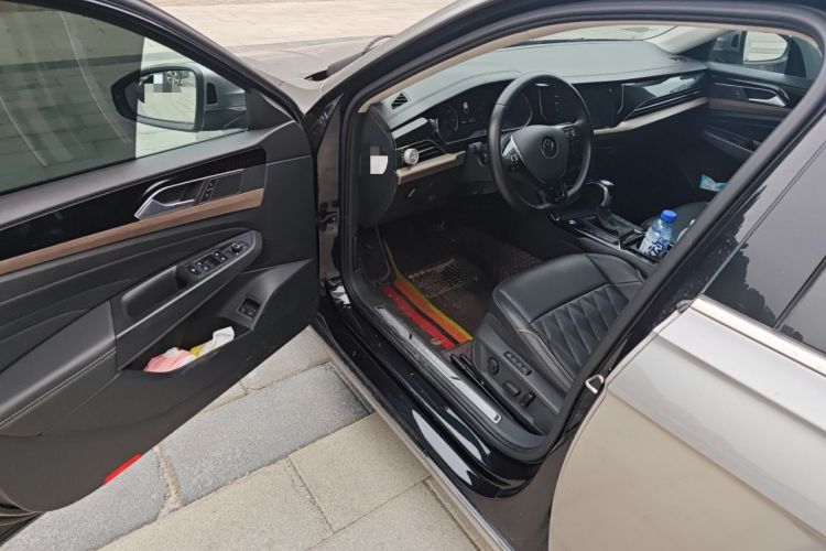 Used Volkswagen Passat New Energy 2020 430 PHEV Hybrid Luxury Edition China VI Standard
