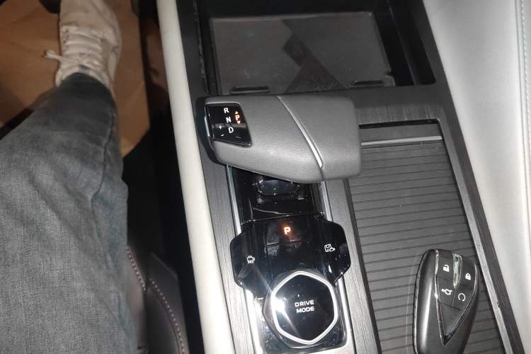 Used Changan CS75 PLUS 2024 3rd Generation Champion Edition 1.5T Intelligent Drive Dynamic Model
