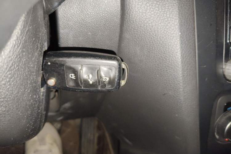 Used Volkswagen Sagitar 2014 1.6L Automatic Comfort Model Vehicle Key