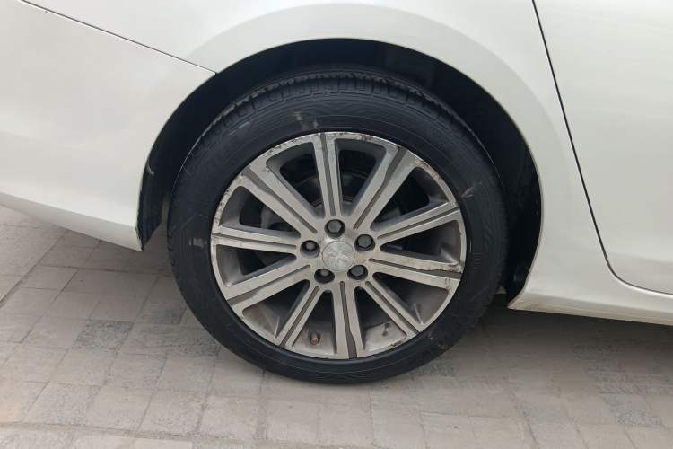 Used Peugeot 408 2014 1.8L Automatic Luxury Edition