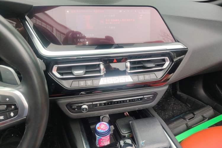 Used BMW Z4 2019 sDrive 25i M Sport Package Audio And AC Panel