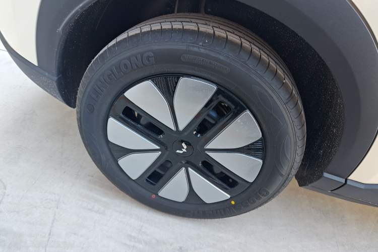 Used Wuling Bingo S 2025 Model 325km Deluxe Edition