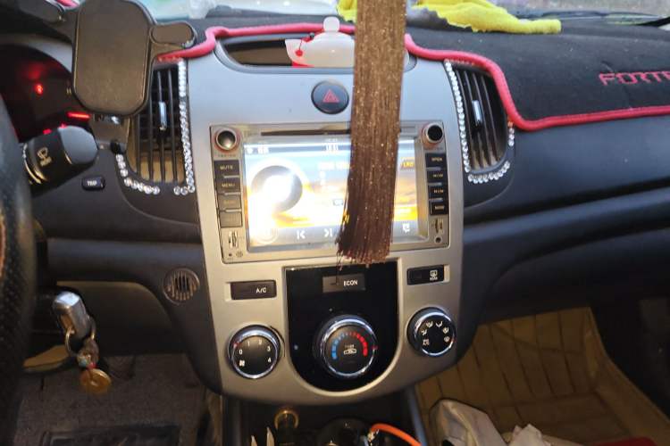 Used Kia Forte 2014 1.6L MT GLS